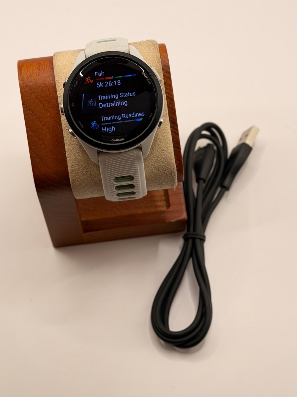 Garmin Forerunner 265s, Charger Included, Tested, White & Green accent, AMOLED